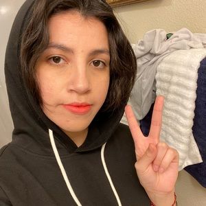 Meet your Posher, Aracely